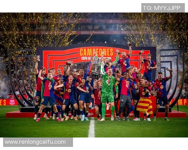 足球明星登场时刻的魅力音乐盛宴引爆全场激情与欢呼